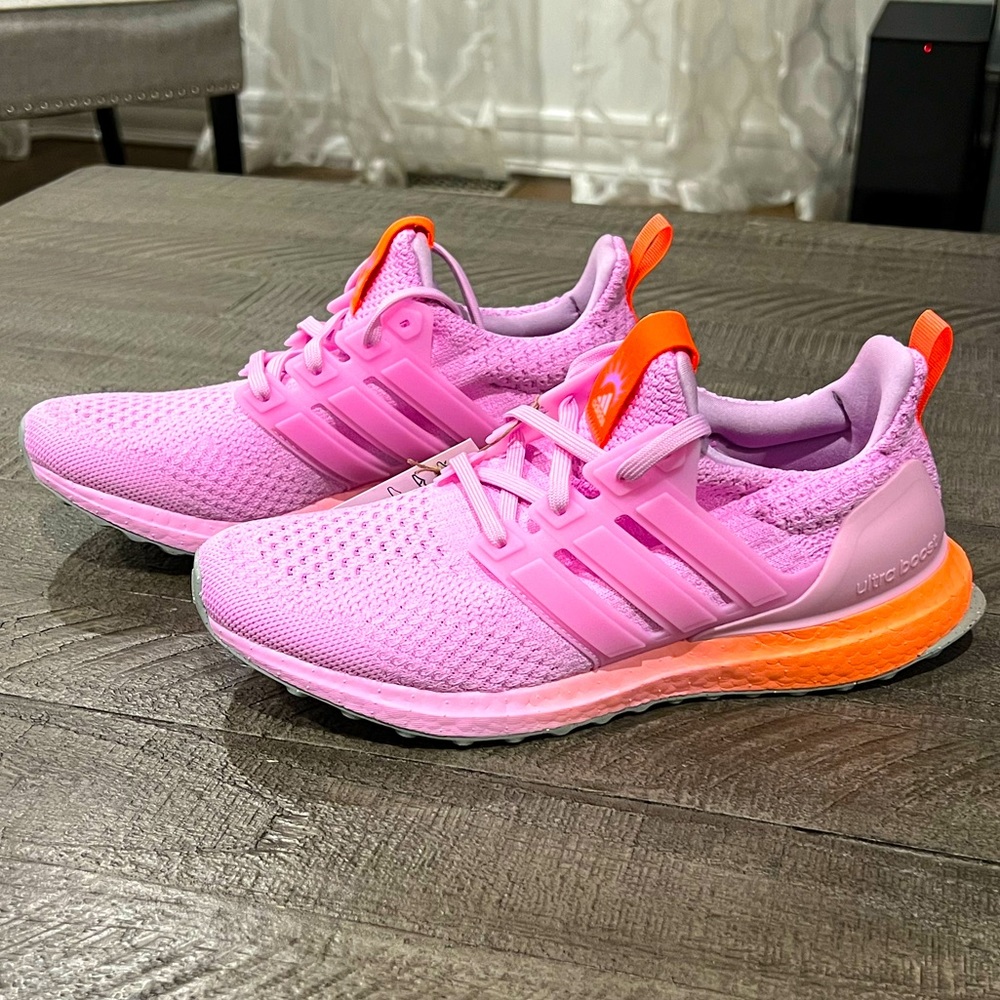 Adidas Ultraboost 5.0 DNA Sneakers